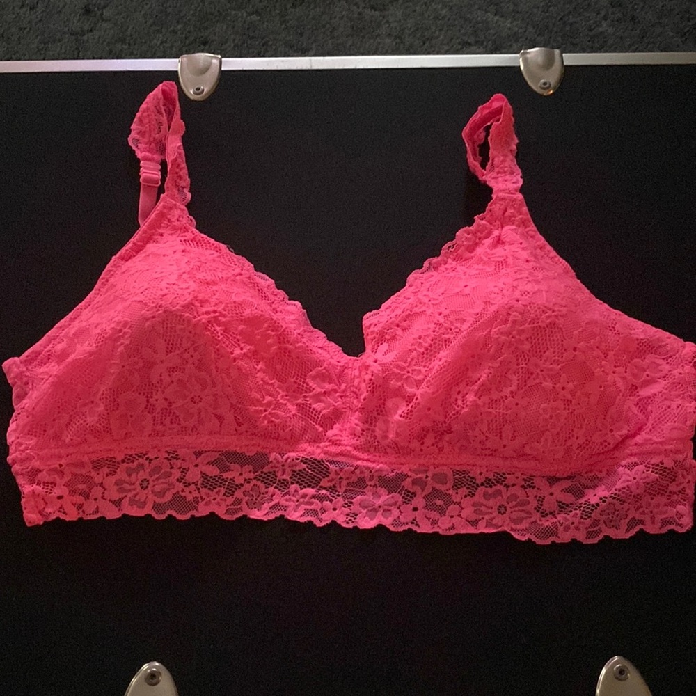 Bra - Picture 1 of 3